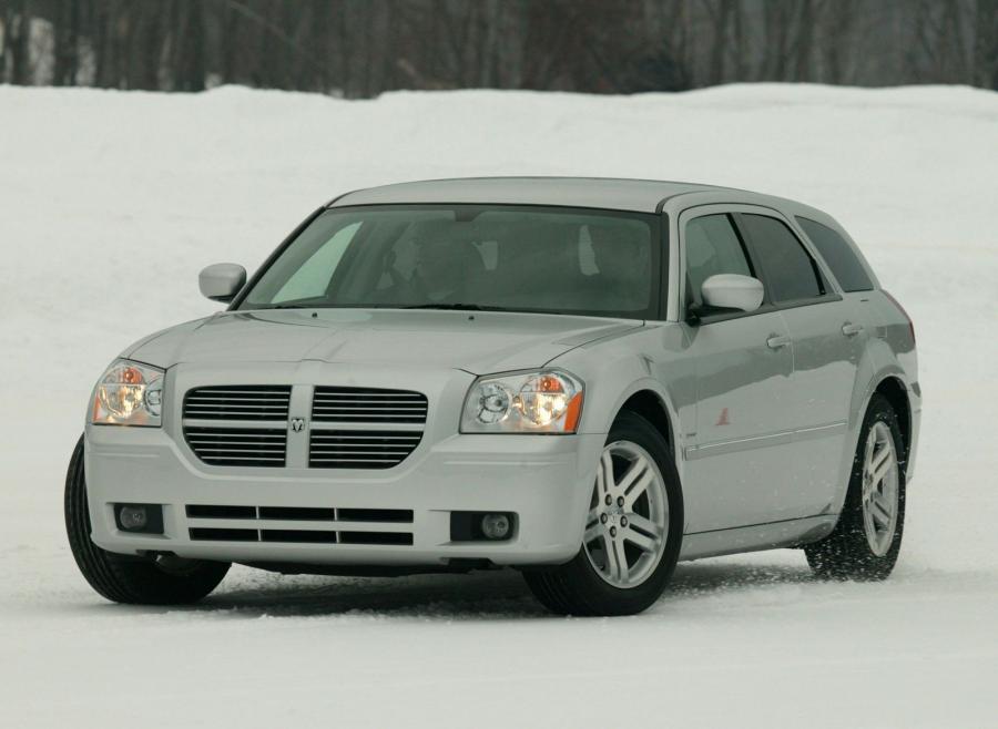  Dodge Magnum R/T 2005 года  (фото 35 из 39)